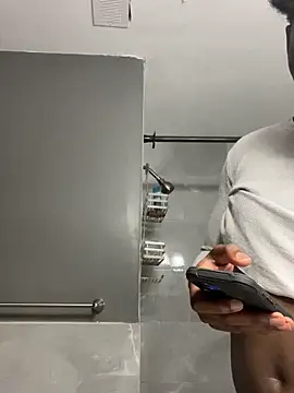 Snapshot of Festivitiesking1 chatting on 11-03-25, 01:26 Festivitiesking1 online show from 11-03-25, 01:26