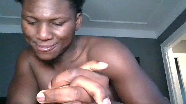 Snapshot of Festivitiesking1 chatting on 10-09-25, 12:28 Festivitiesking1 online show from 10-09-25, 12:28