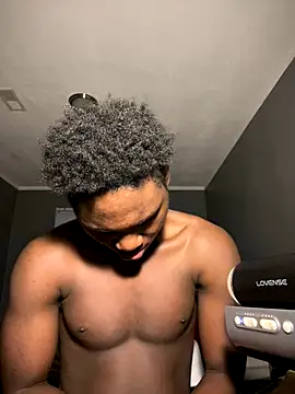 Festivitiesking1 online show from 12-05-25, 12:37