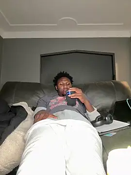 Festivitiesking1 online show from 11-12-25, 01:21