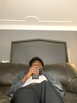 Festivitiesking1 online show from 11-08-25, 11:30