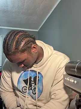 Festivitiesking1 online show from 12-18-25, 12:05