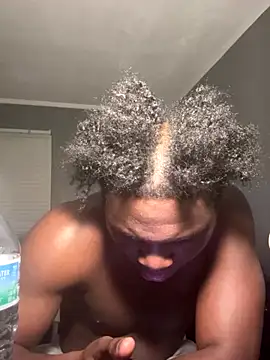 Festivitiesking1 online show from 12-22-25, 03:50