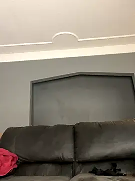 Festivitiesking1 online show from 11-04-25, 09:07