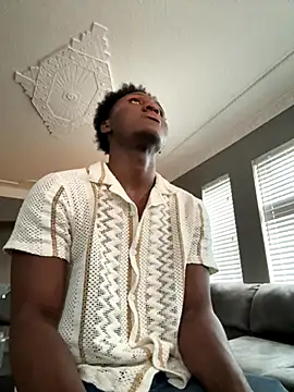 Snapshot of Festivitiesking1 chatting on 09-23-25, 10:28 Festivitiesking1 online show from 09-23-25, 10:28