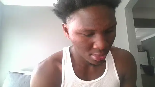 Snapshot of Festivitiesking1 chatting on 10-05-25, 03:03 Festivitiesking1 online show from 10-05-25, 03:03