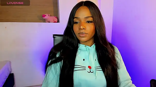 Snapshot of IvyBliss8 chatting on 02-14-25, 12:14 IvyBliss8 online show from 02-14-25, 12:14