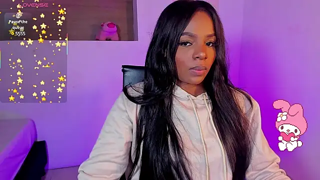 Snapshot of IvyBliss8 chatting on 03-11-25, 12:06 IvyBliss8 online show from 03-11-25, 12:06