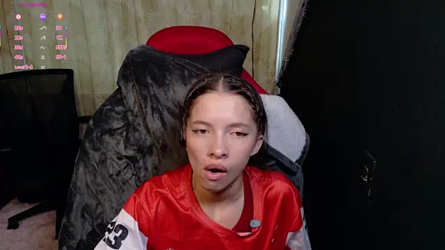 sweetdam12 online show from 12-15-25, 08:25