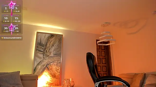 GiaFerrara online show from 06-21-26, 05:52