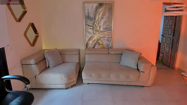 GiaFerrara online show from 06-17-26, 07:13