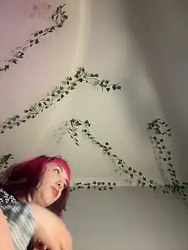 GigiVolkova online show from 11-10-25, 08:47