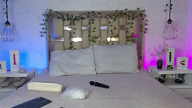 GigiVolkova online show from 11-26-25, 03:28