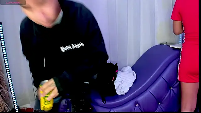 Yourslust  online show from 11-20-25, 07:25