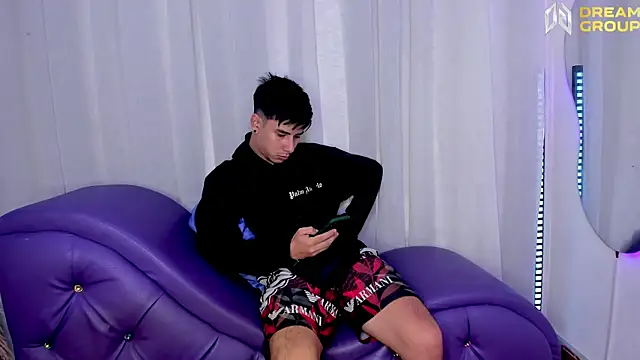 Yourslust  online show from 11-03-25, 01:37