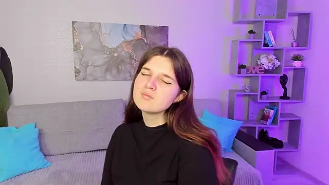 BonneyLove online show from 09-14-25, 05:46