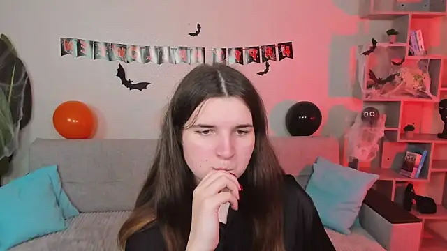 BonneyLove online show from 10-16-25, 09:56