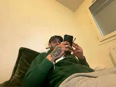 Rebeu313 online show from 01-17-26, 10:19