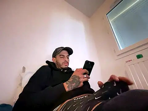 Rebeu313 online show from 10-18-25, 11:01