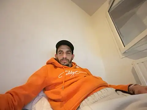 Rebeu313 online show from 11-05-25, 04:32