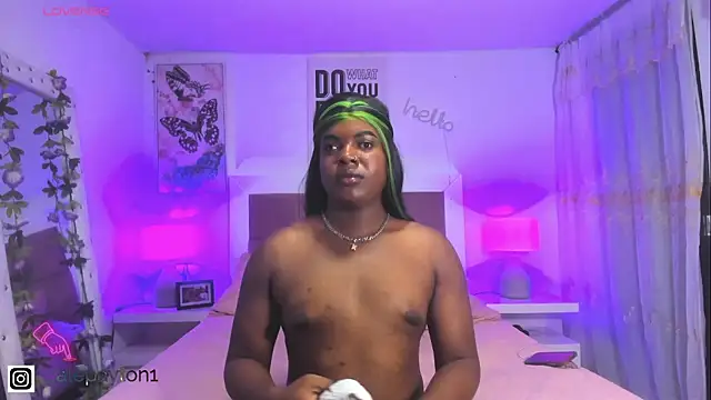 Snapshot of Alexa_paytom1 chatting on 02-08-26, 04:43 Alexa paytom1 online show from 02-08-26, 04:43