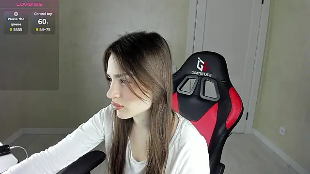 Baby away online show from 12-05-24, 01:33