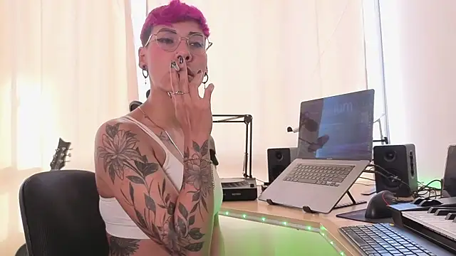 MiaMorgan  online show from 12-14-25, 02:00