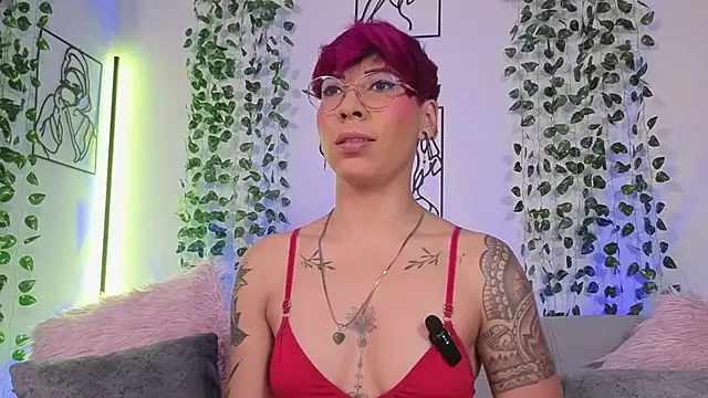 MiaMorgan  online show from 04-04-26, 02:12