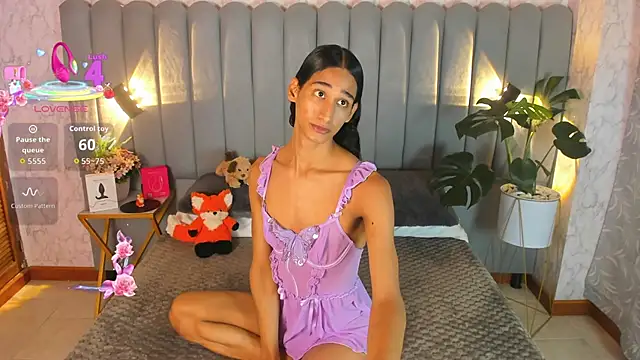 skyyfoxpraga online show from 09-22-25, 02:45