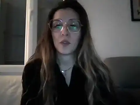 Snapshot of MissBella131 chatting on 02-01-25, 06:19 MissBella131 online show from 02-01-25, 06:19