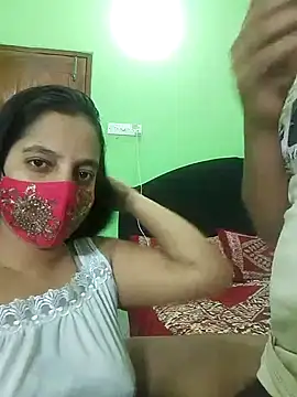 Snapshot of Taniya07 chatting on 02-23-25, 01:21 Taniya07 online show from 02-23-25, 01:21