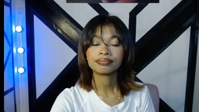 Perla prg online show from 03-19-26, 03:01