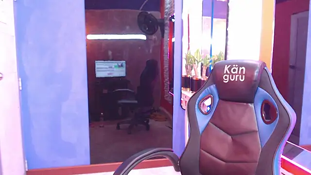 Perla prg online show from 02-28-25, 03:26