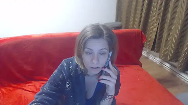 Snapshot of AngelAndDevil92 chatting on 01-31-25, 07:18 AngelAndDevil92 online show from 01-31-25, 07:18