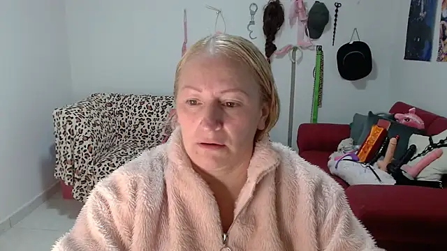 emperabigbootybigass online show from 04-15-26, 12:42