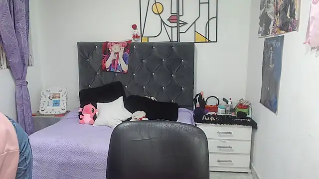 emperabigbootybigass online show from 06-10-26, 12:17