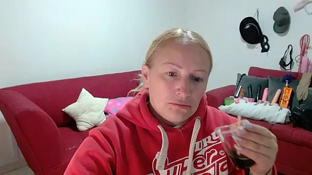 emperabigbootybigass online show from 02-10-26, 12:15