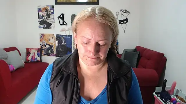 emperabigbootybigass online show from 10-08-25, 12:17