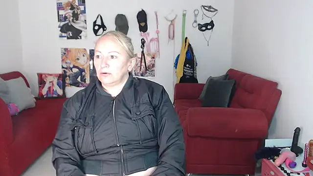 emperabigbootybigass online show from 10-10-25, 12:17