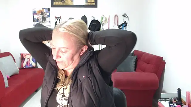 emperabigbootybigass online show from 10-20-25, 12:17