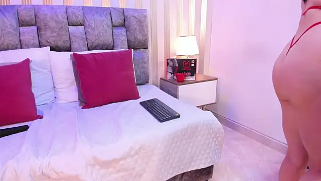 nova lane online show from 10-28-25, 07:46