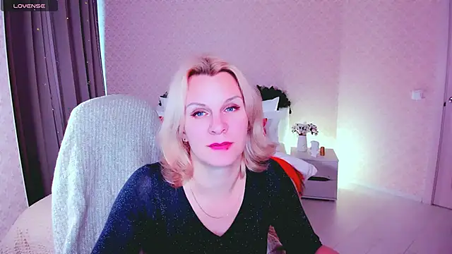 Louisa Bay online show from 01-22-25, 11:12