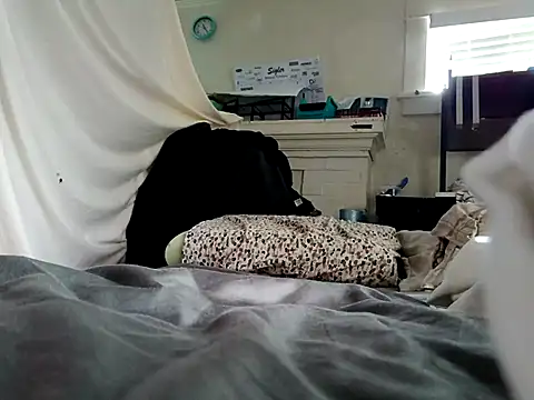 DevinToore online show from 11-23-25, 07:24