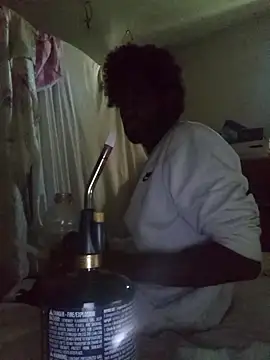 DevinToore online show from 04-16-26, 04:19