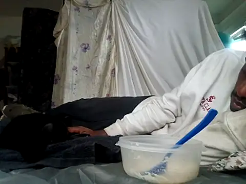 DevinToore online show from 12-15-25, 06:03