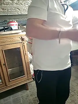 KnownObligation1 online show from 02-19-26, 01:41