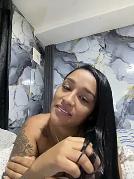 Snapshot of KatalinnaBrown chatting on 02-25-26, 11:21 KatalinnaBrown online show from 02-25-26, 11:21