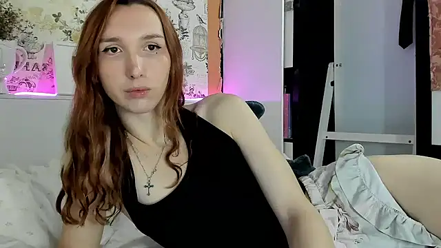 Snapshot of LisaIcon chatting on 02-03-25, 11:58 LisaIcon online show from 02-03-25, 11:58