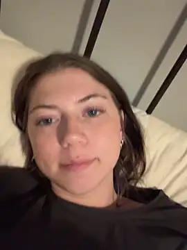 emilycoco online show from 04-05-26, 07:48