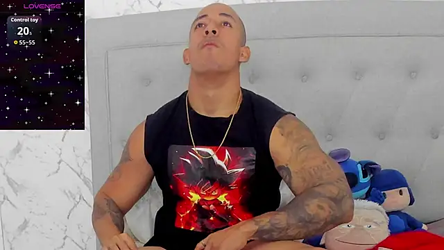 Snapshot of luigiferrara chatting on 02-28-26, 06:07 luigiferrara online show from 02-28-26, 06:07